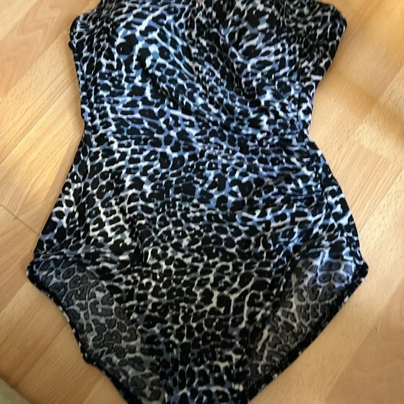 Miraclesuit - Picture 3 of 10